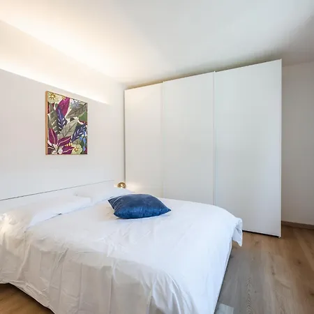 Allemura Due - Free Wifi & Air Conditioning Apartament *