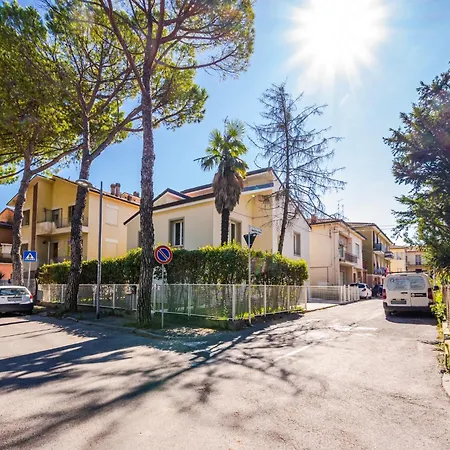 Allemura Due - Free Wifi & Air Conditioning Apartament