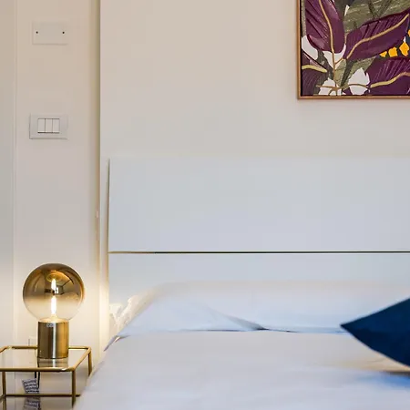Allemura Due - Free Wifi & Air Conditioning Apartament *