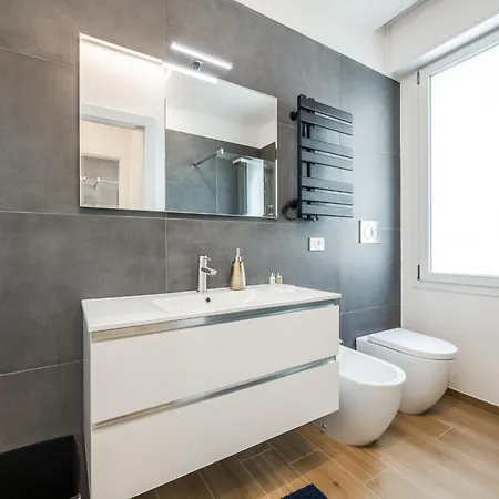 Allemura Due - Free Wifi & Air Conditioning Apartament