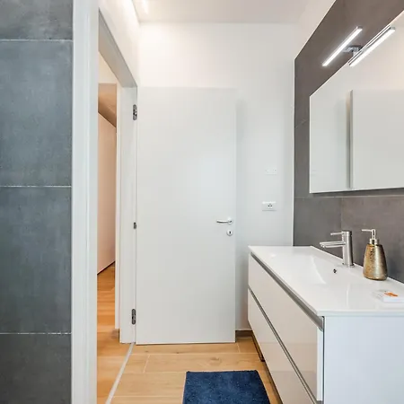 Allemura Due - Free Wifi & Air Conditioning Daire