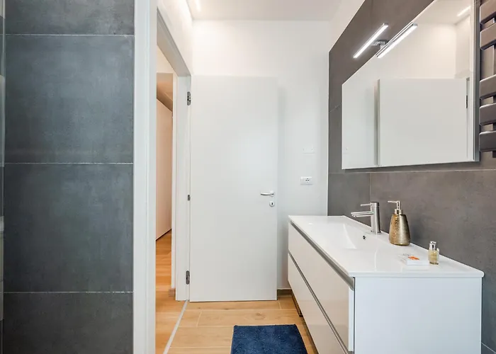 Allemura Due - Free Wifi & Air Conditioning Apartment